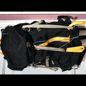 35L Mountain Hardwear travel backpack